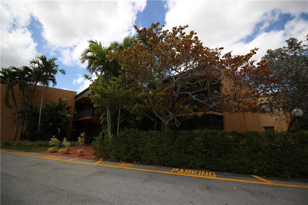 Jacaranda Villas 1 Condo - Residential Lease