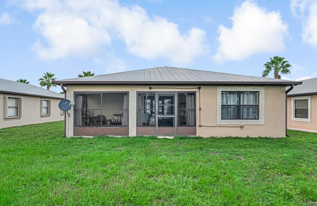 SPANISH LAKES ONE LEASEHO - Residential