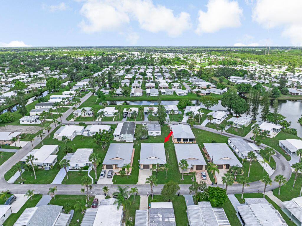 SPANISH LAKES ONE LEASEHOLD ESTATES - Residential