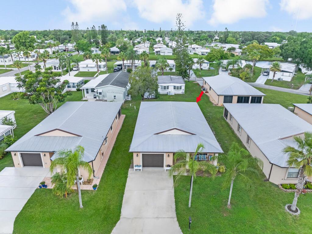 SPANISH LAKES ONE LEASEHO - Residential