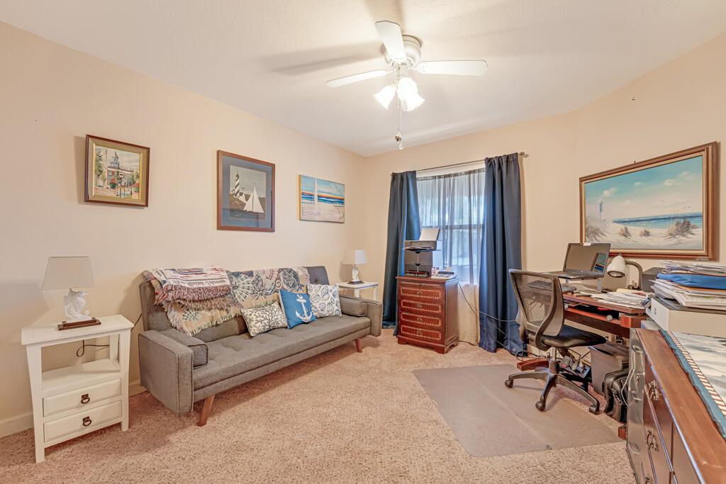 SPANISH LAKES ONE LEASEHO - Residential