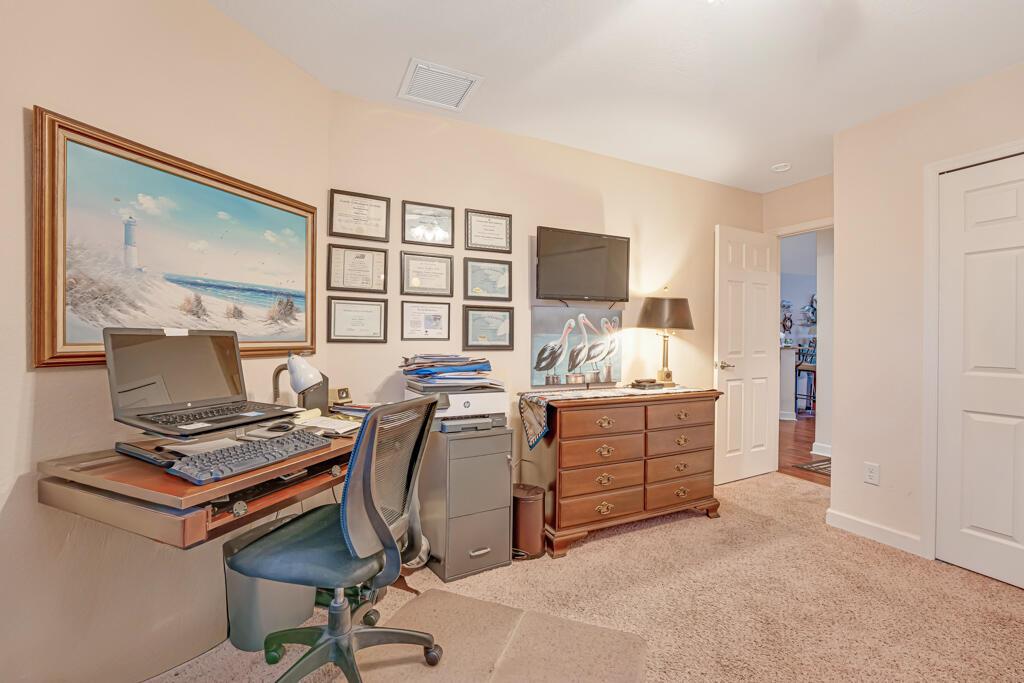 SPANISH LAKES ONE LEASEHO - Residential