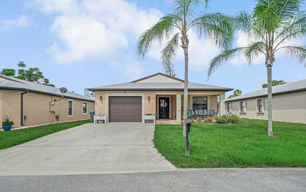 Photo of 32 Oro Grande Way, Port Saint Lucie, FL 34952 (MLS # R11120813)
