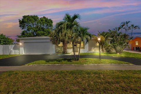 3361 NW 40TH CT Lauderdale Lakes FL 33309