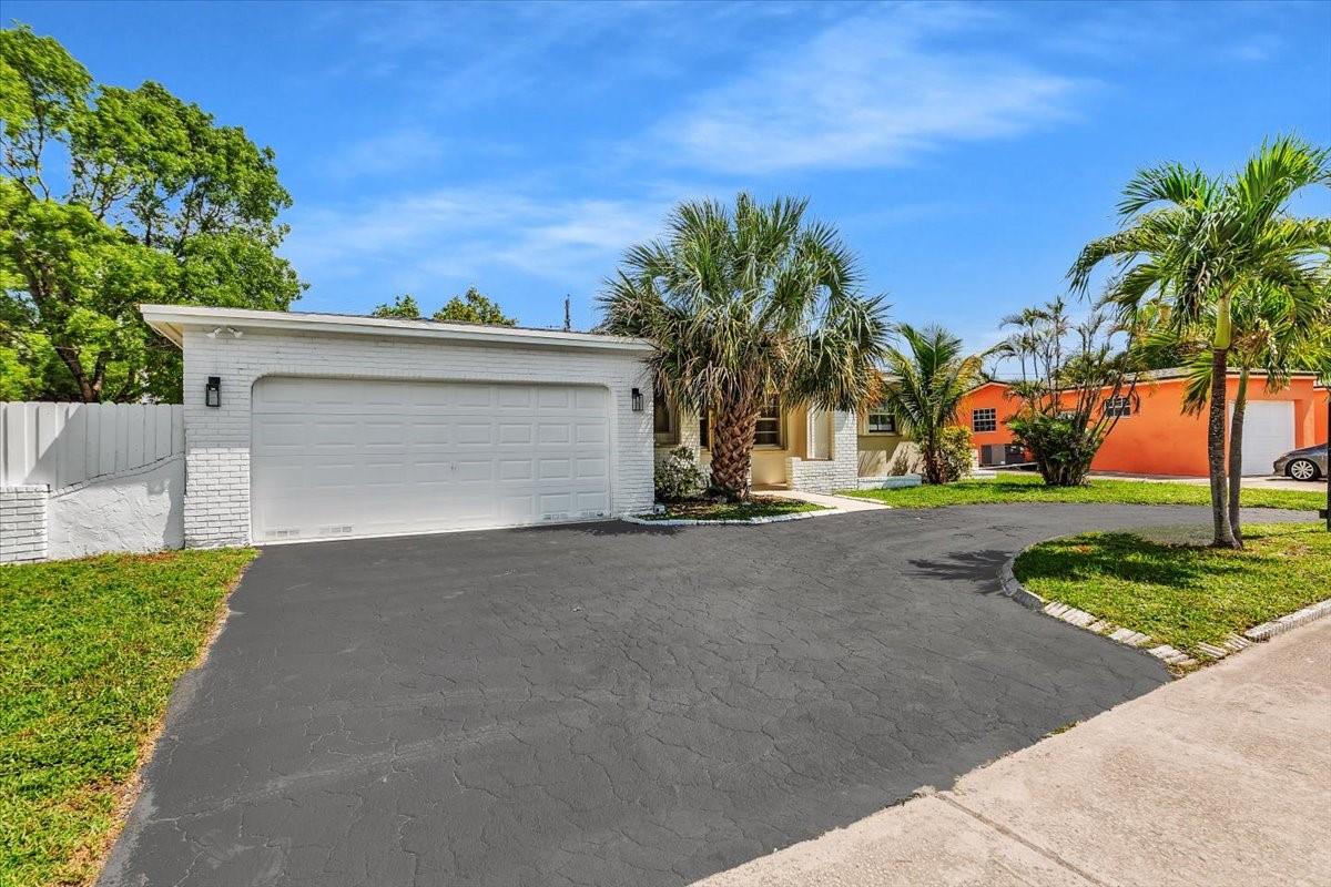 3361 NW 40TH CT