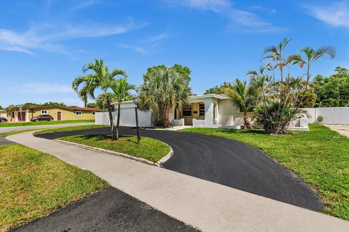 3361 NW 40TH CT