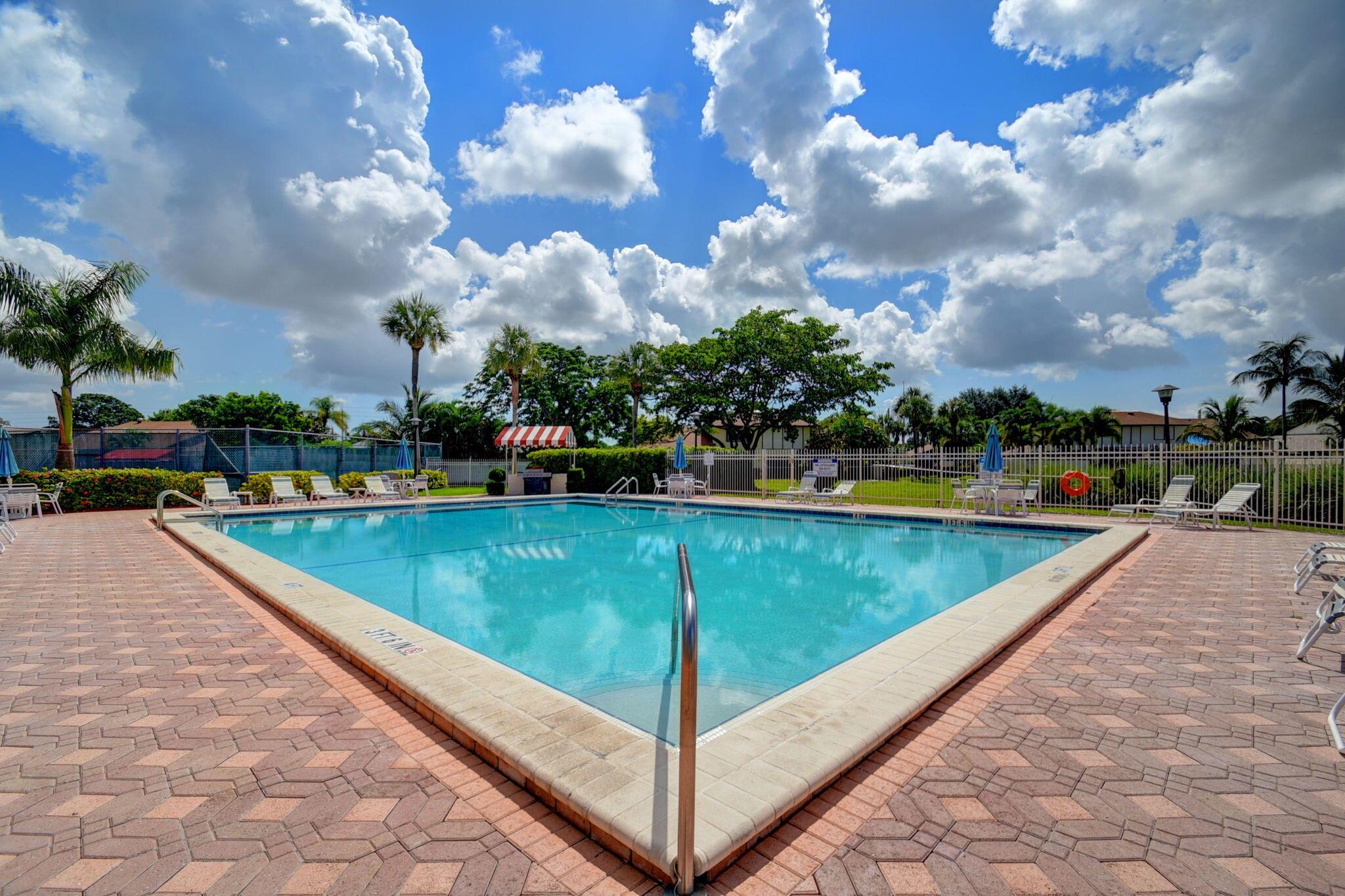 Homewood Lakes - Residential