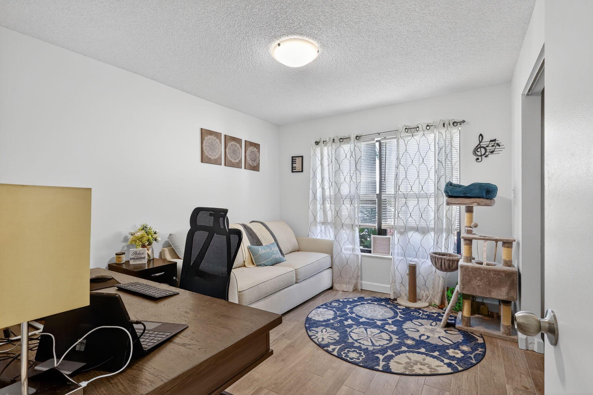 Homewood Lakes - Residential