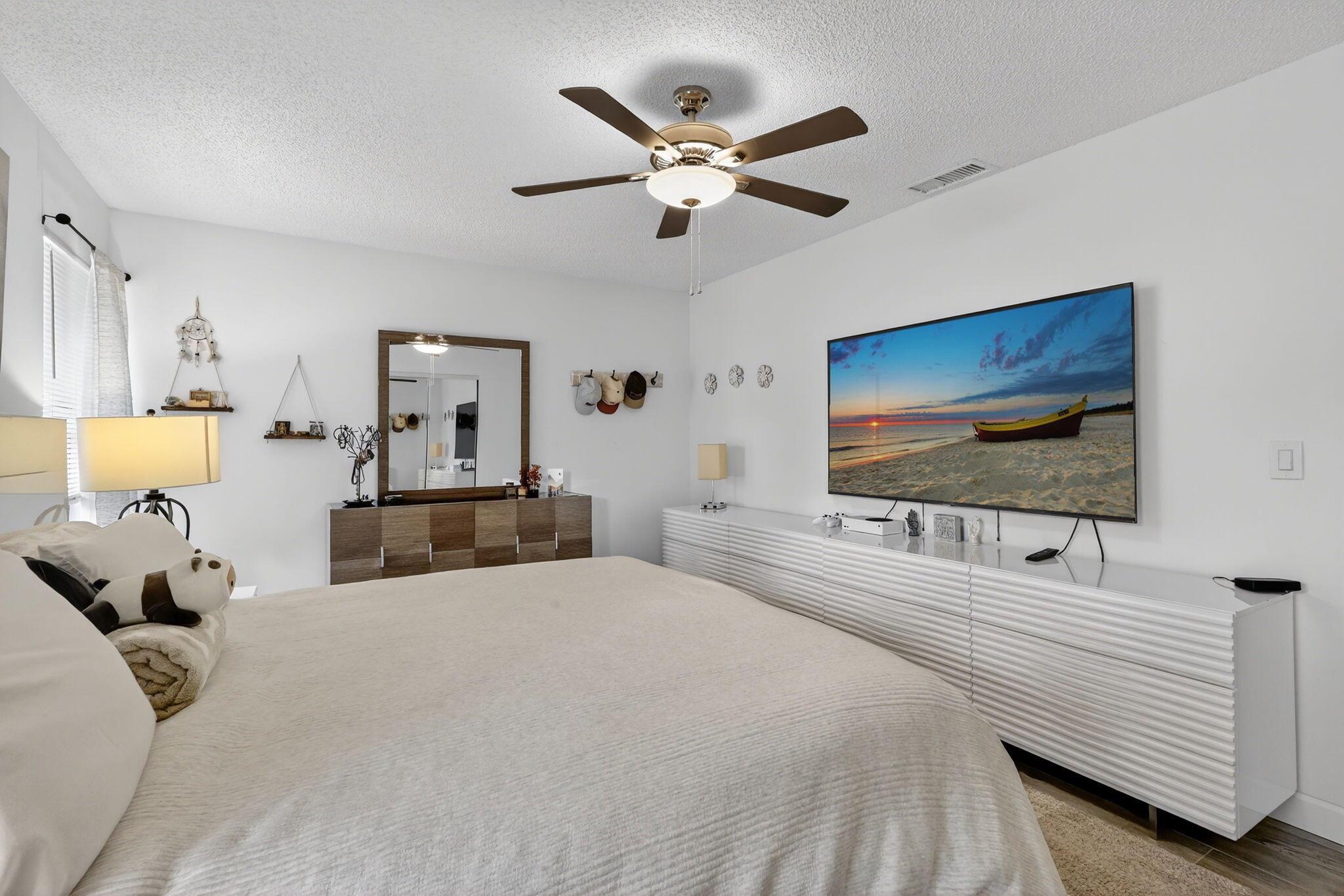 Homewood Lakes - Residential