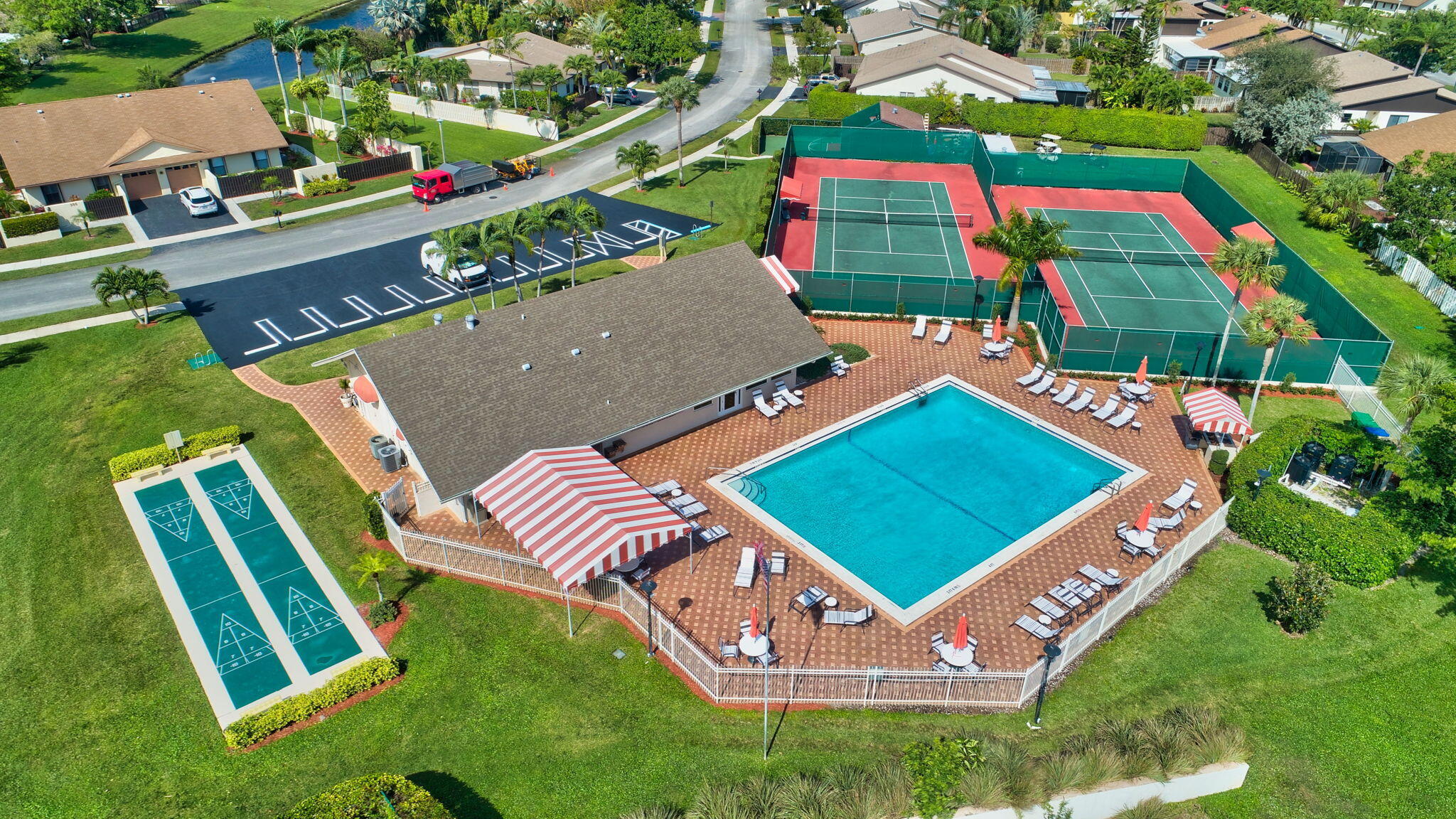 Homewood Lakes - Residential