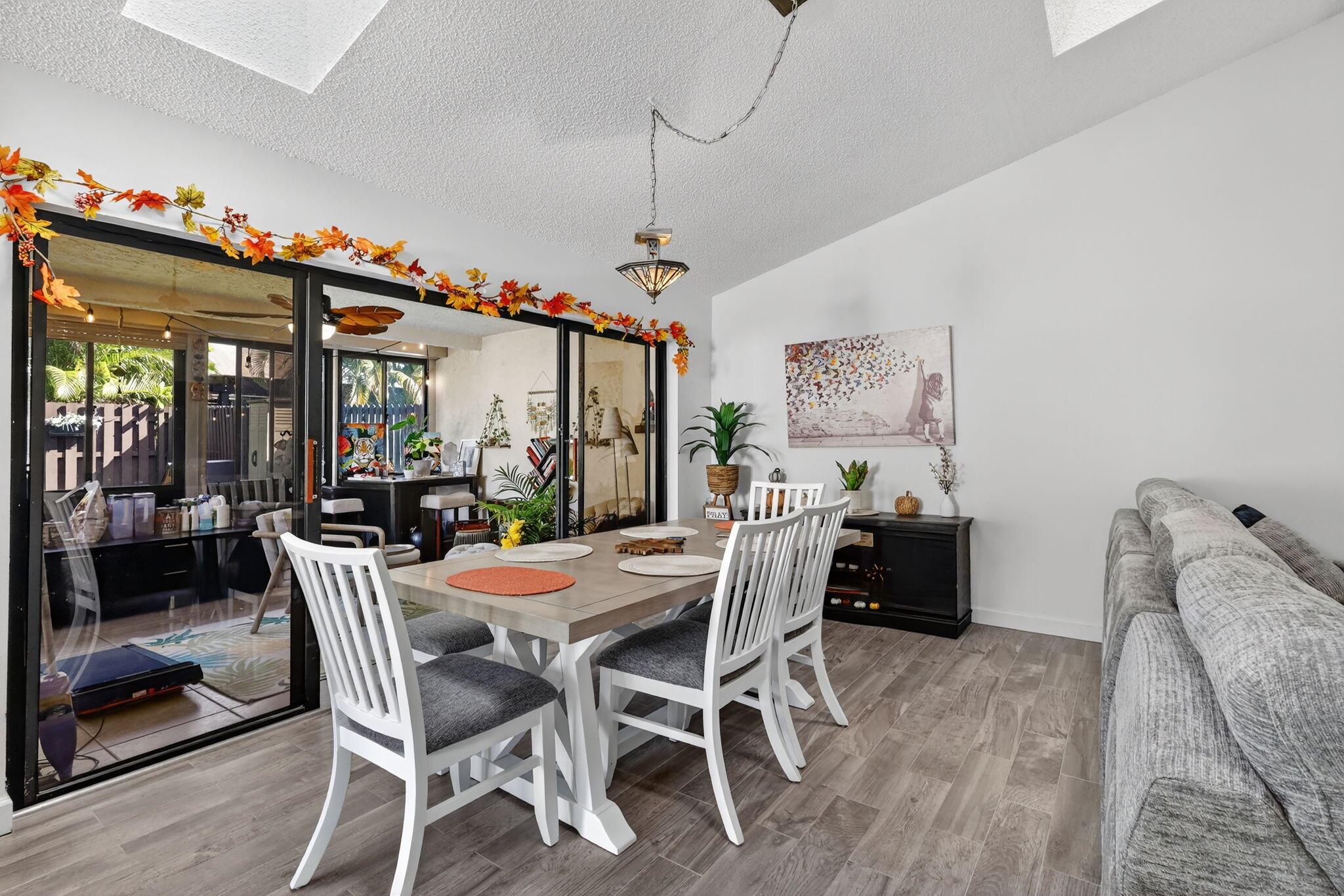 Homewood Lakes - Residential