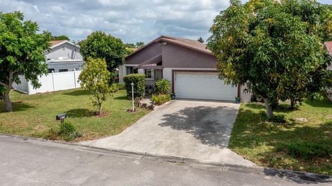 3623 Walden Lane West Palm Beach FL 33406