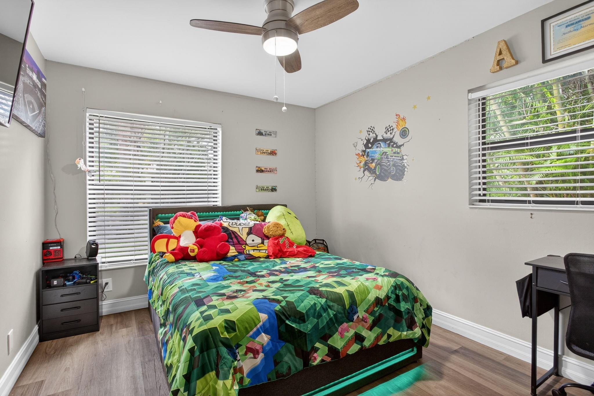 Pond Apple Place II Condo - Residential