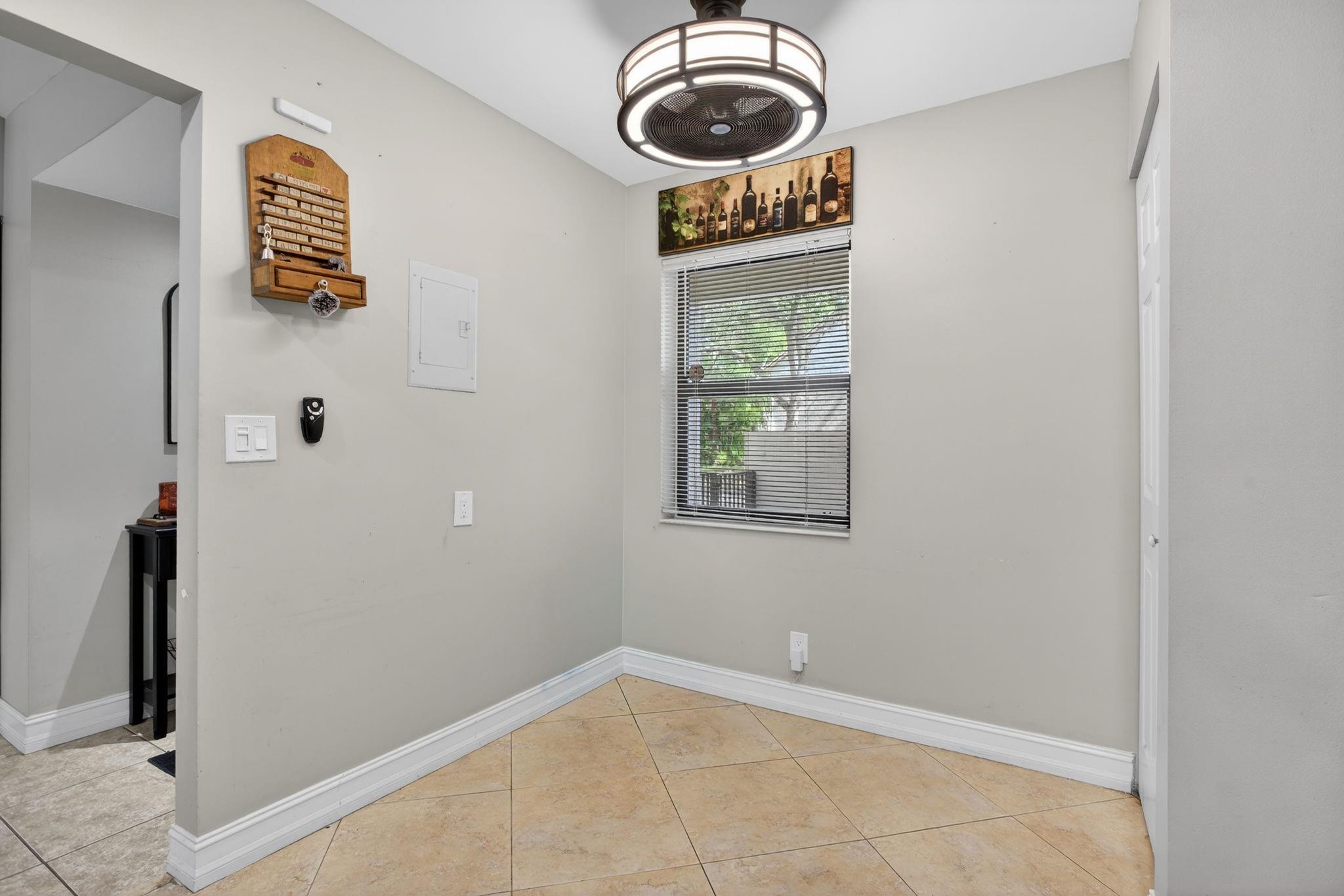 View photos, virtual tours, details... 4400 NW 20th St 454