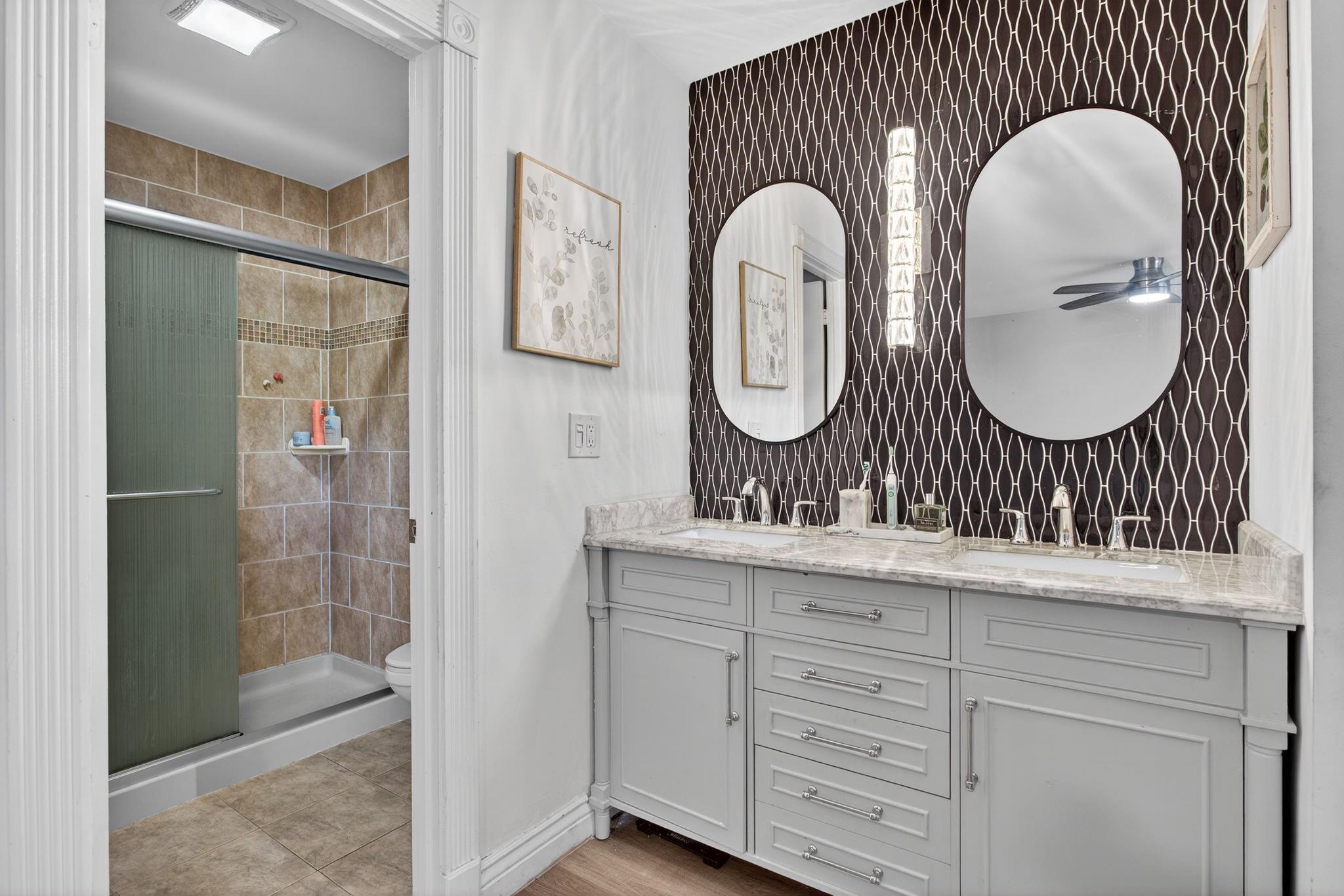 Pond Apple Place II Condo - Residential