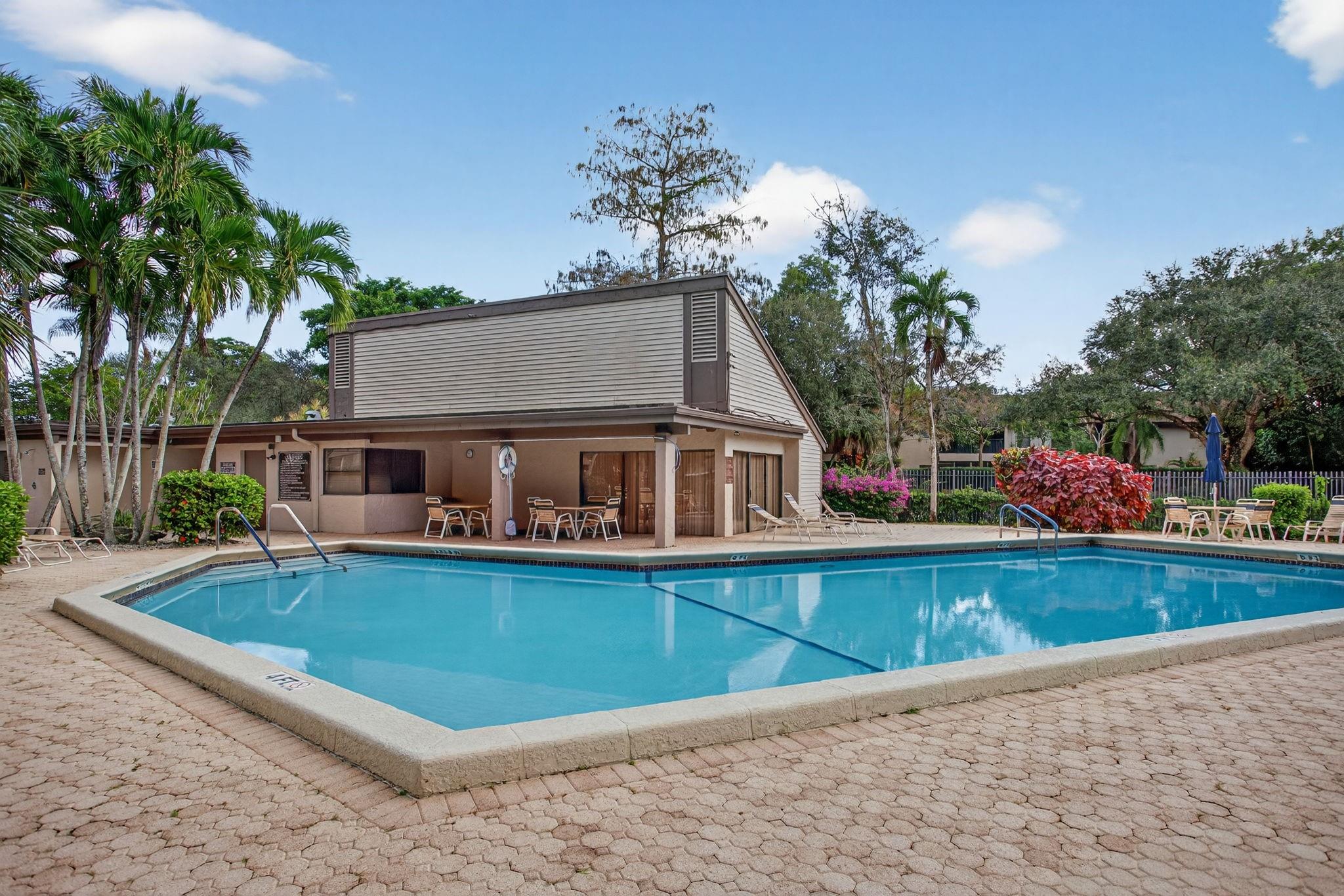 Pond Apple Place II Condo - Residential