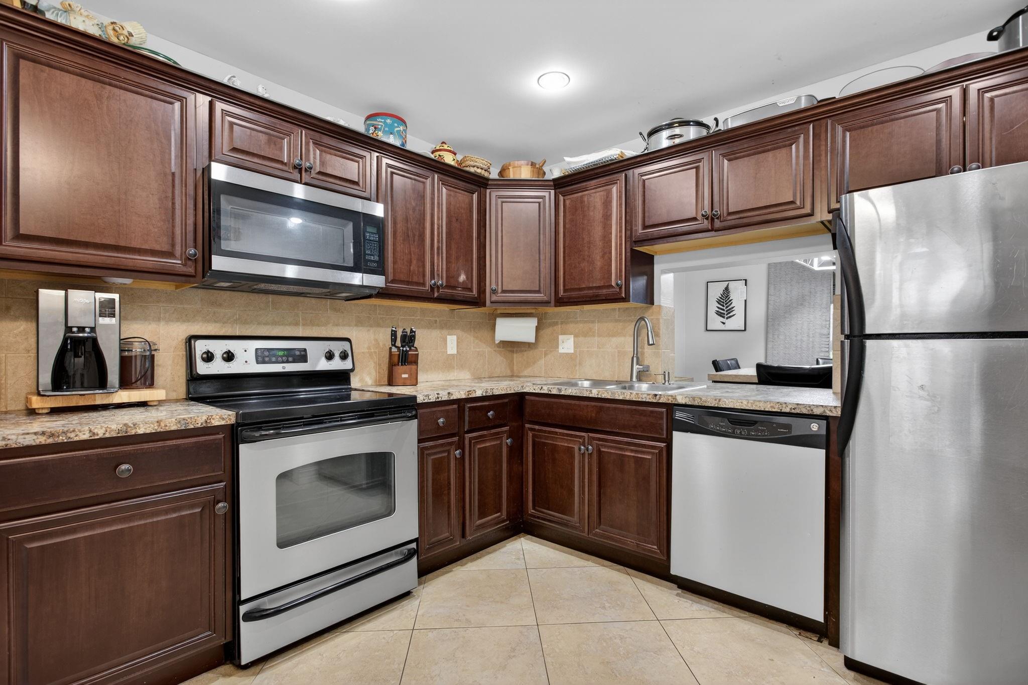 Pond Apple Place II Condo - Residential