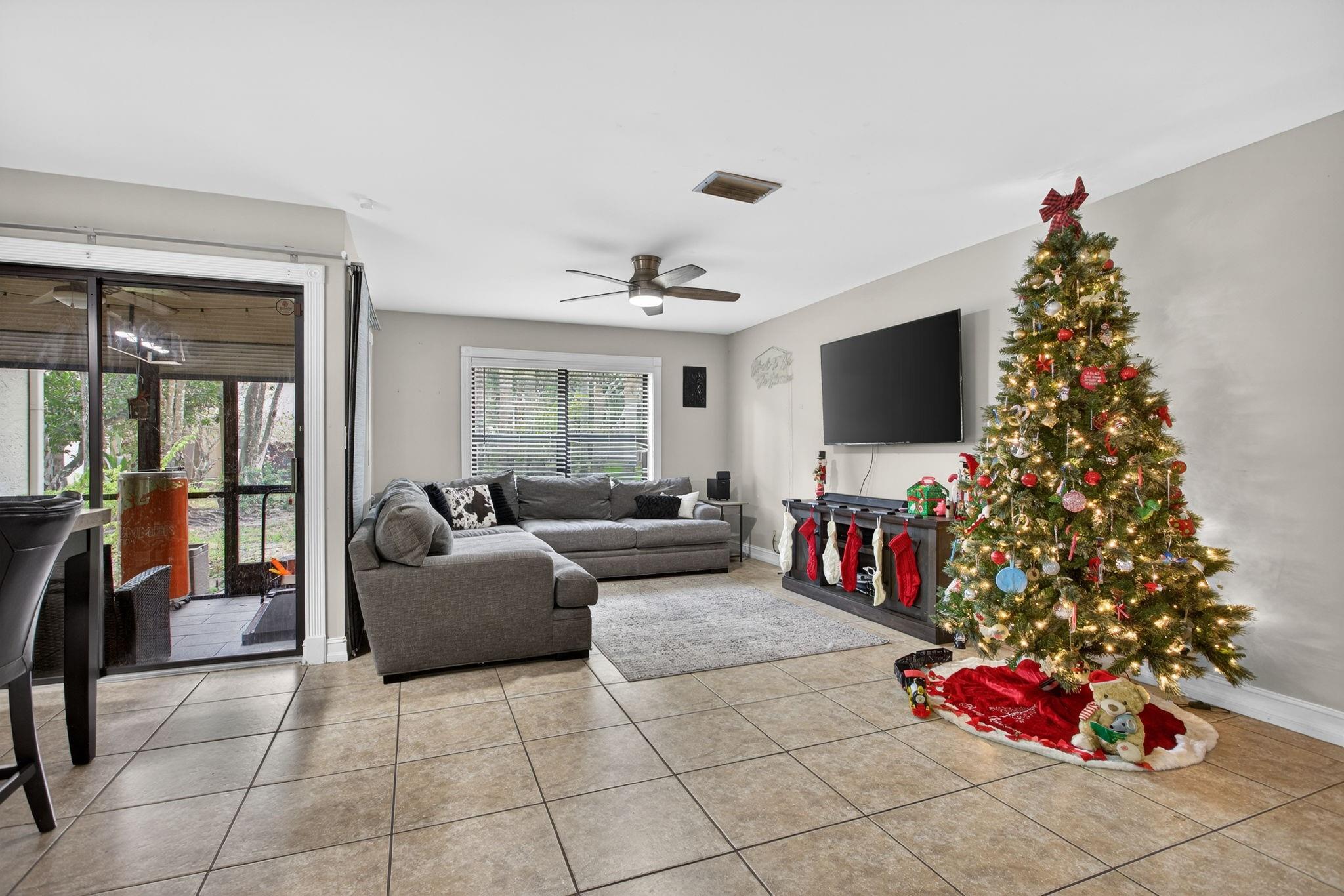 Pond Apple Place II Condo - Residential