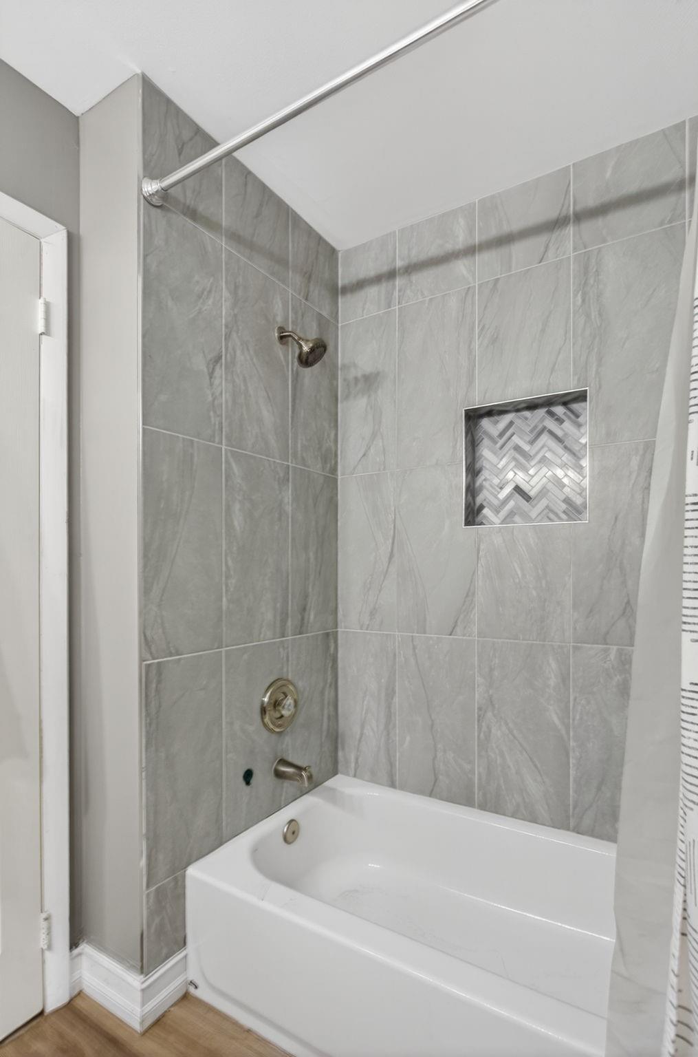 Pond Apple Place II Condo - Residential