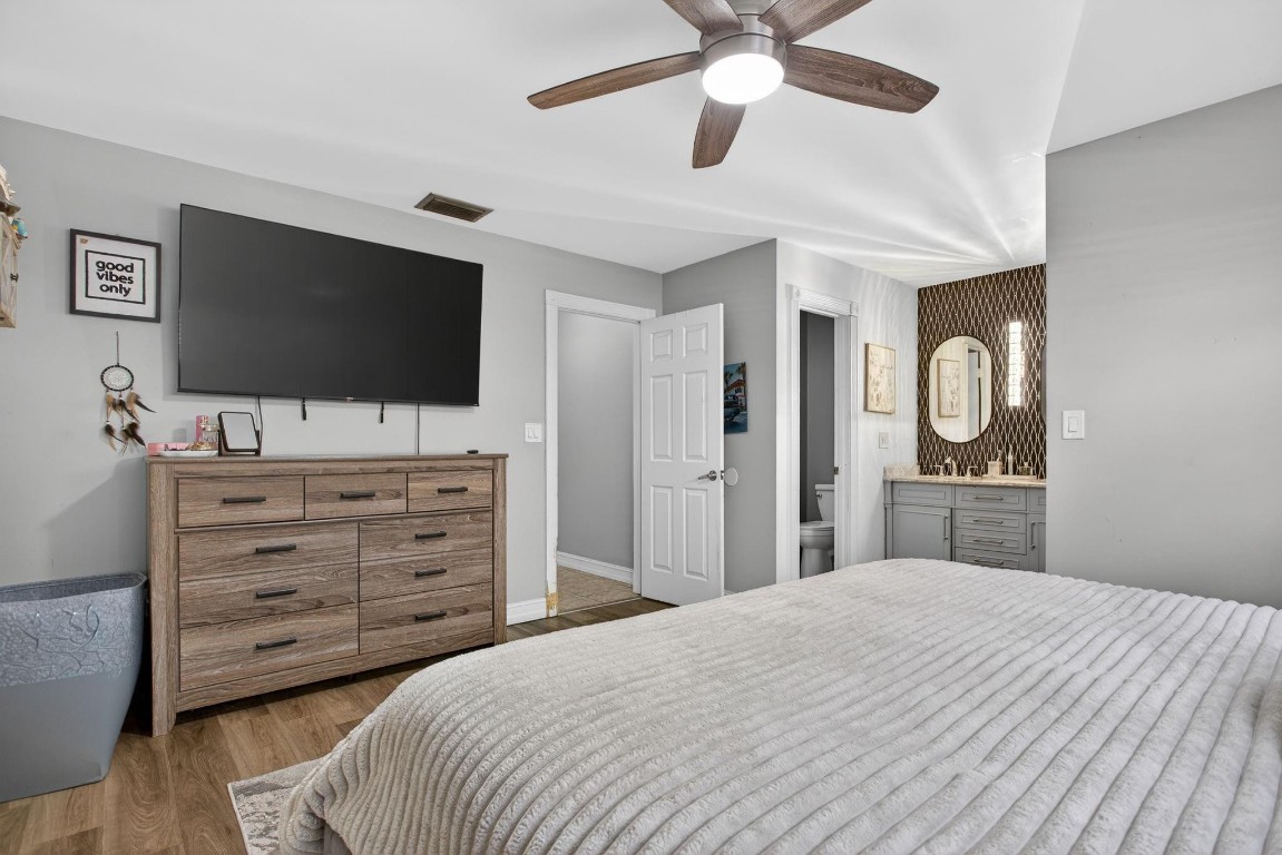 Pond Apple Place II Condo - Residential