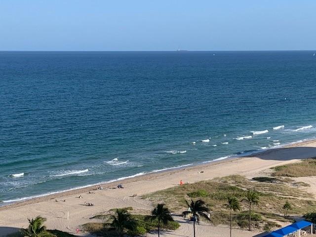 Gorgeous PENTHOUSE VIEW of the beach and ocean from your SE facing balcony. One bedroom, one and one half bath. Offered FURNISHED for an ANNUAL RENTAL. AVAILABLE NOW. Includes a GARAGE SPOT. PETS ALLOWED. Resort style amenities include: heated oceanfront pool, 24/7 valet parking, front desk concierge, fitness center, sauna, more! Rent includes all amenities and utilities (including internet), except FPL - AND AC chillers are on the roof for the whole building. In Lauderdale by the Sea with restaurants (walk to Sea Watch), shops, parks and more. Publix is also walkable. All building construction is completed. Come visit this well-maintained and popular condo building in a great location. 16A has hurricane proof windows and slider. CHECKS EVERY BOX - come check off your list.