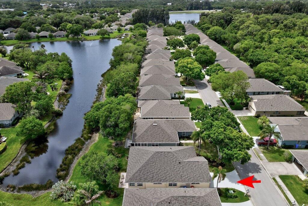 Photo of 445 Tamarind Place, Vero Beach, FL 32962 (MLS # B26012196)