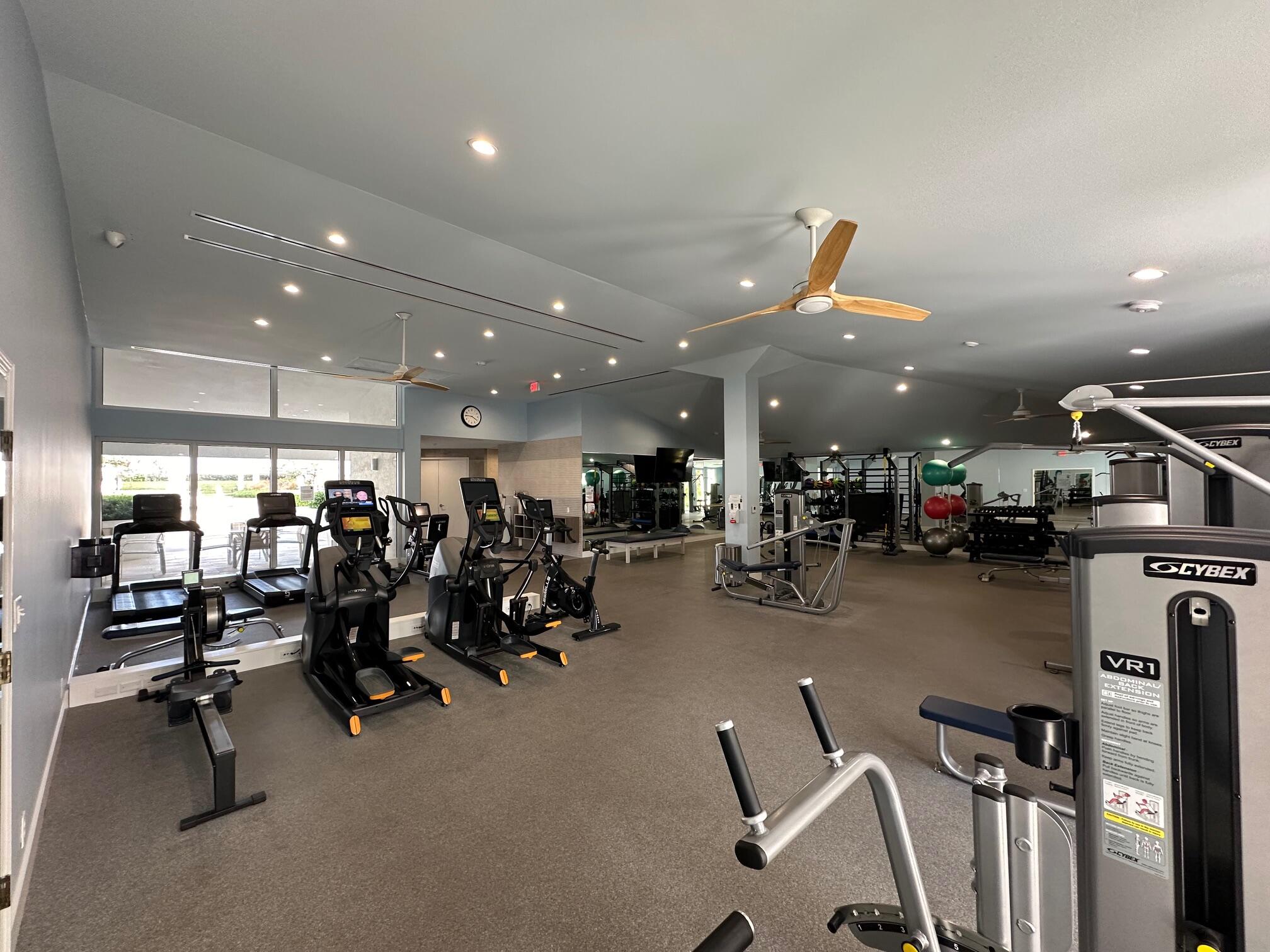 ENCLAVE OF PALM BEACH COND DECL FILED 2-12-85 IN - Residential