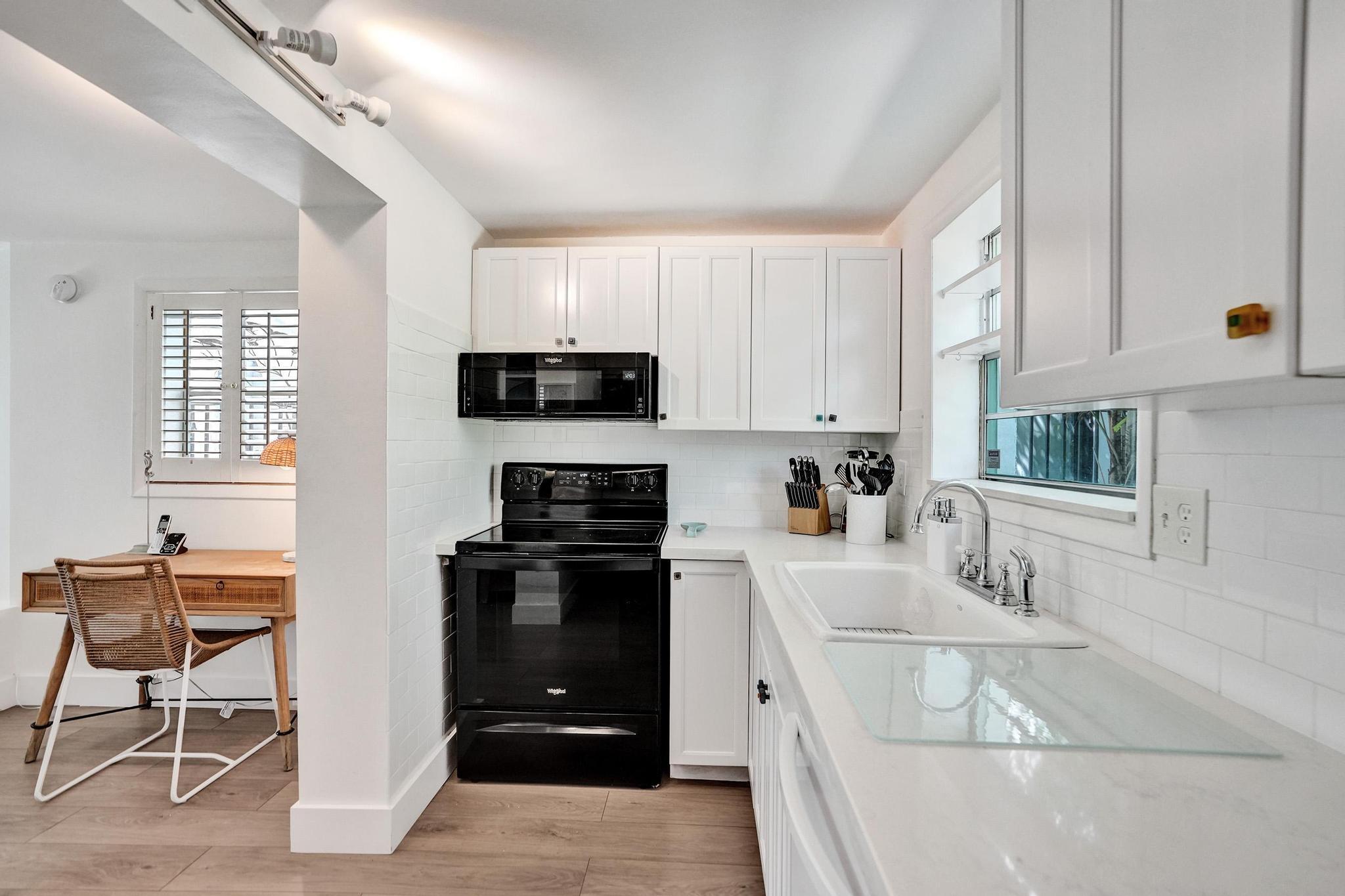 COLEE HAMMOCK - Residential