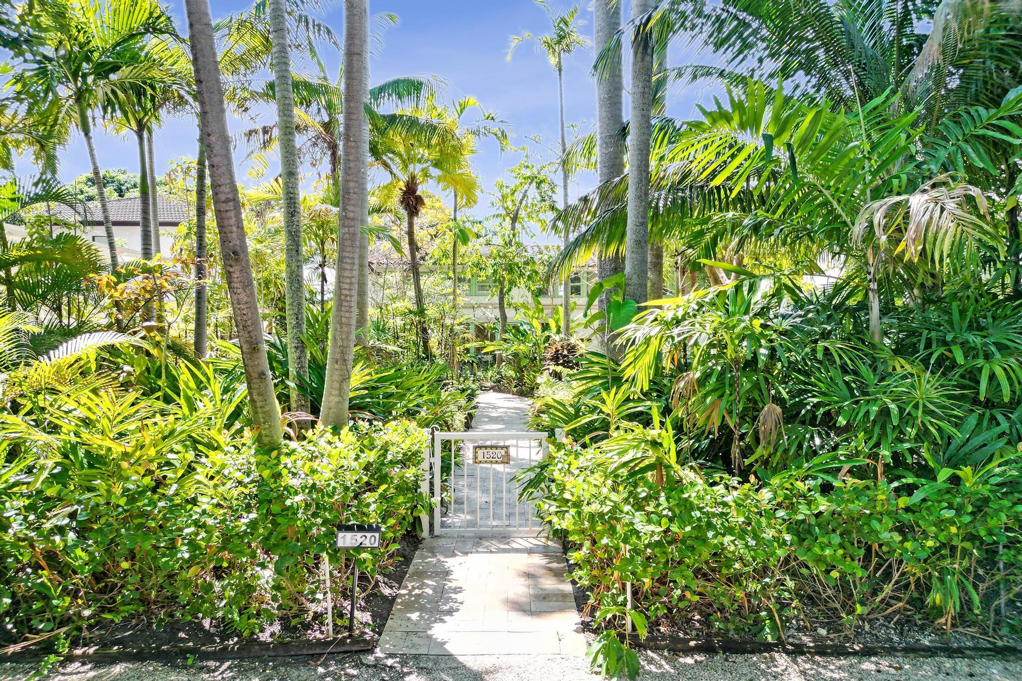 COLEE HAMMOCK - Residential