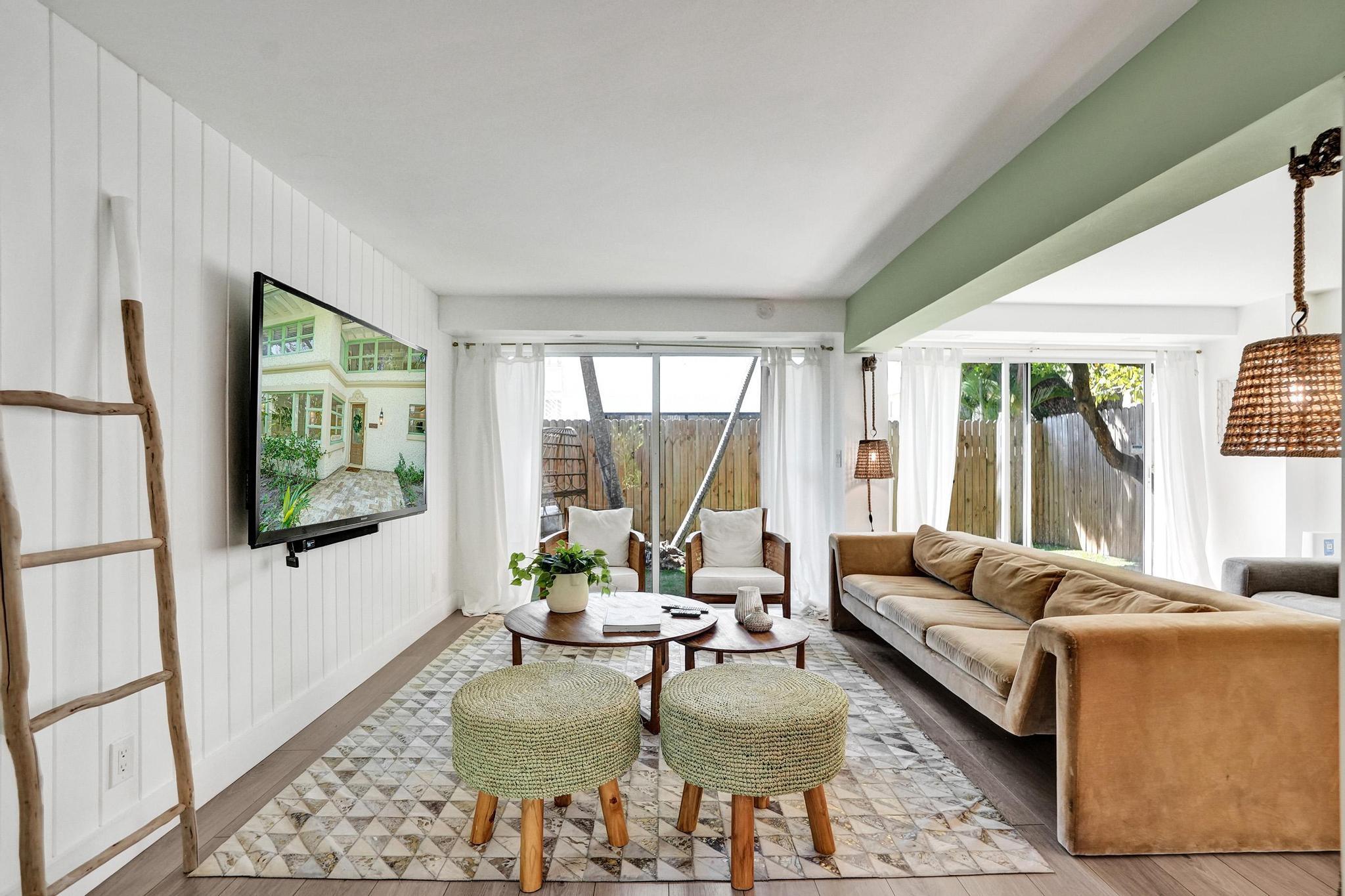 COLEE HAMMOCK - Residential