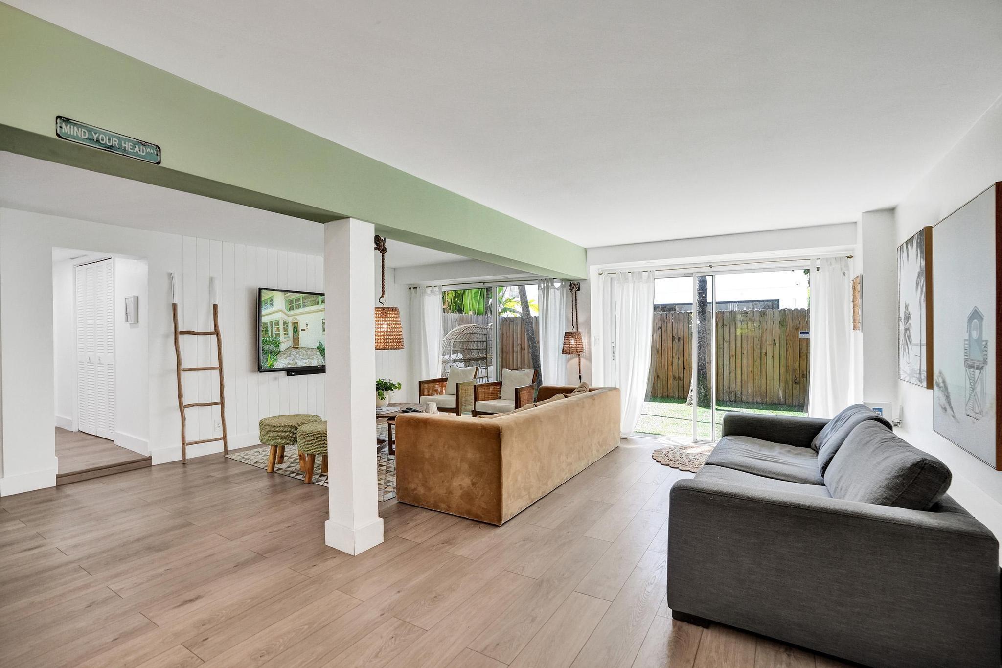 COLEE HAMMOCK - Residential