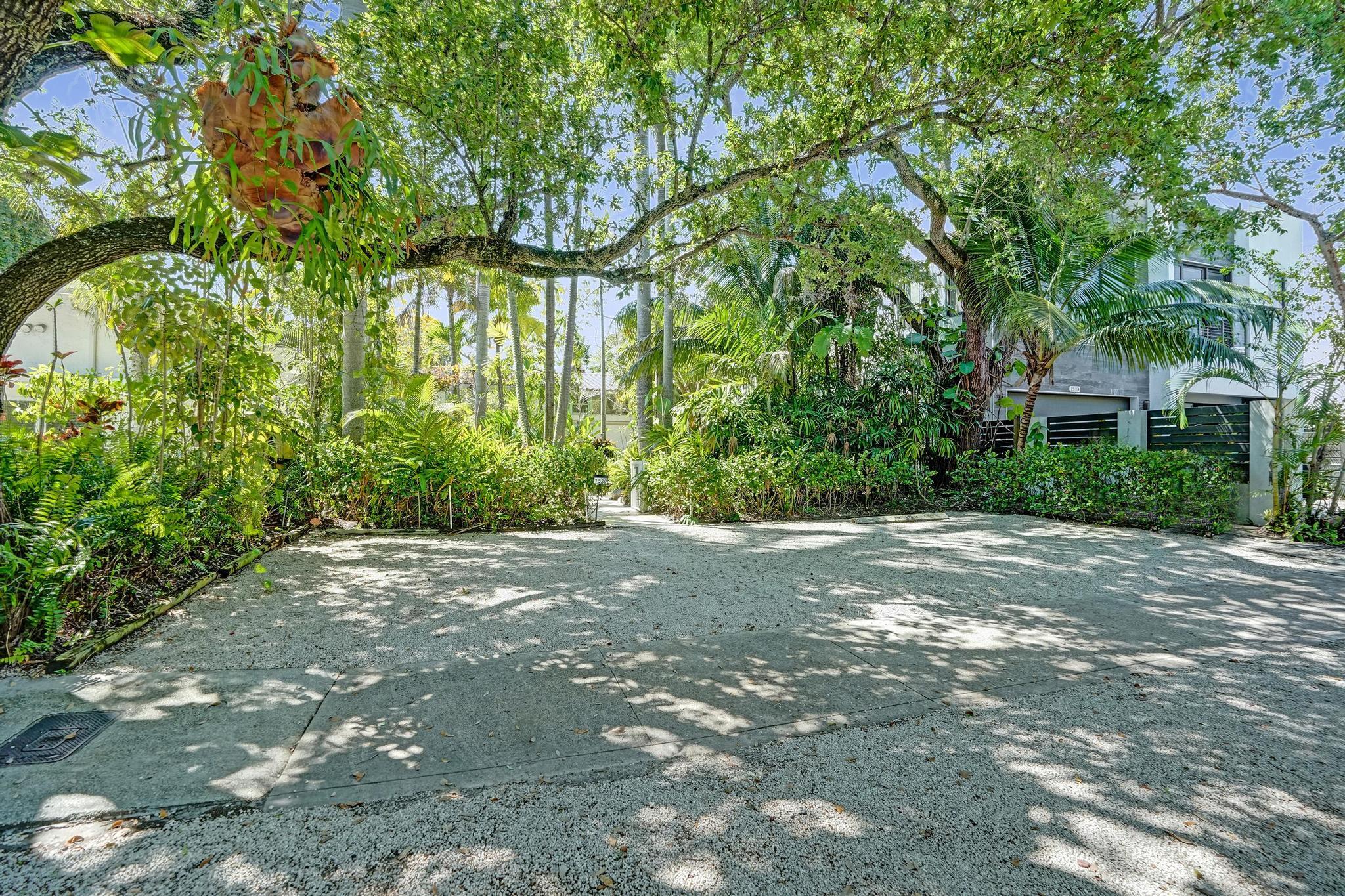 COLEE HAMMOCK - Residential