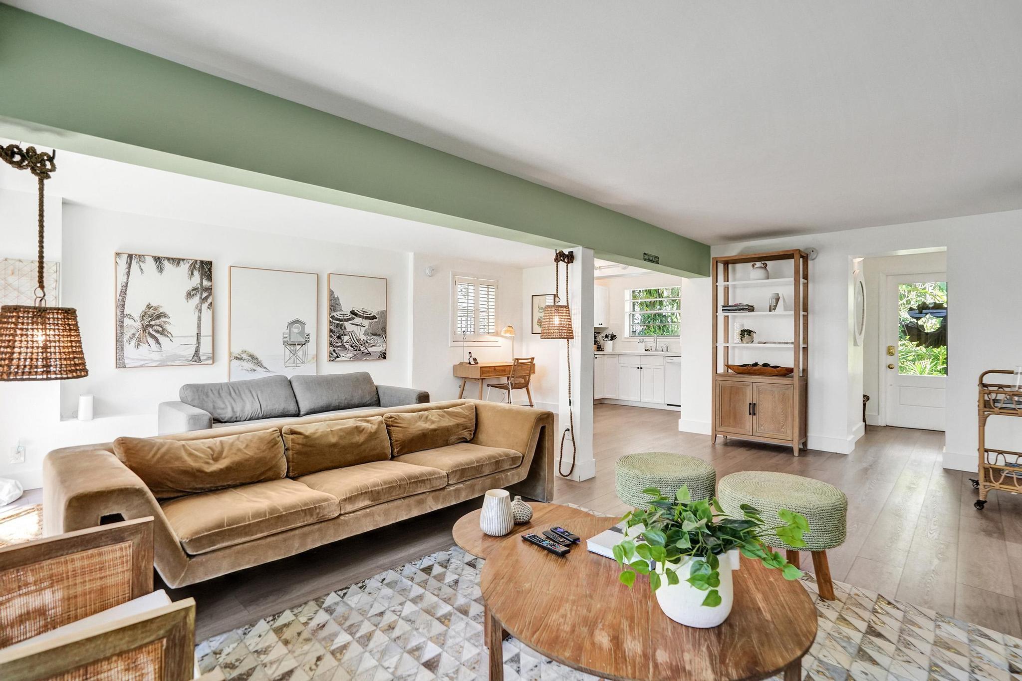 COLEE HAMMOCK - Residential