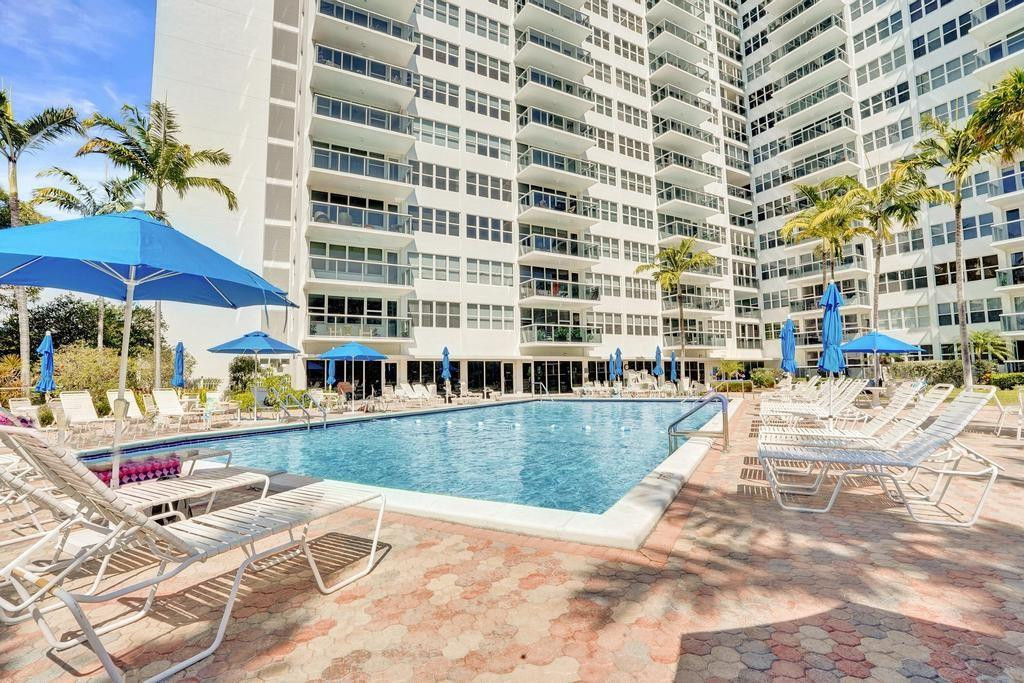 Coral Ridge Towers East - Residential