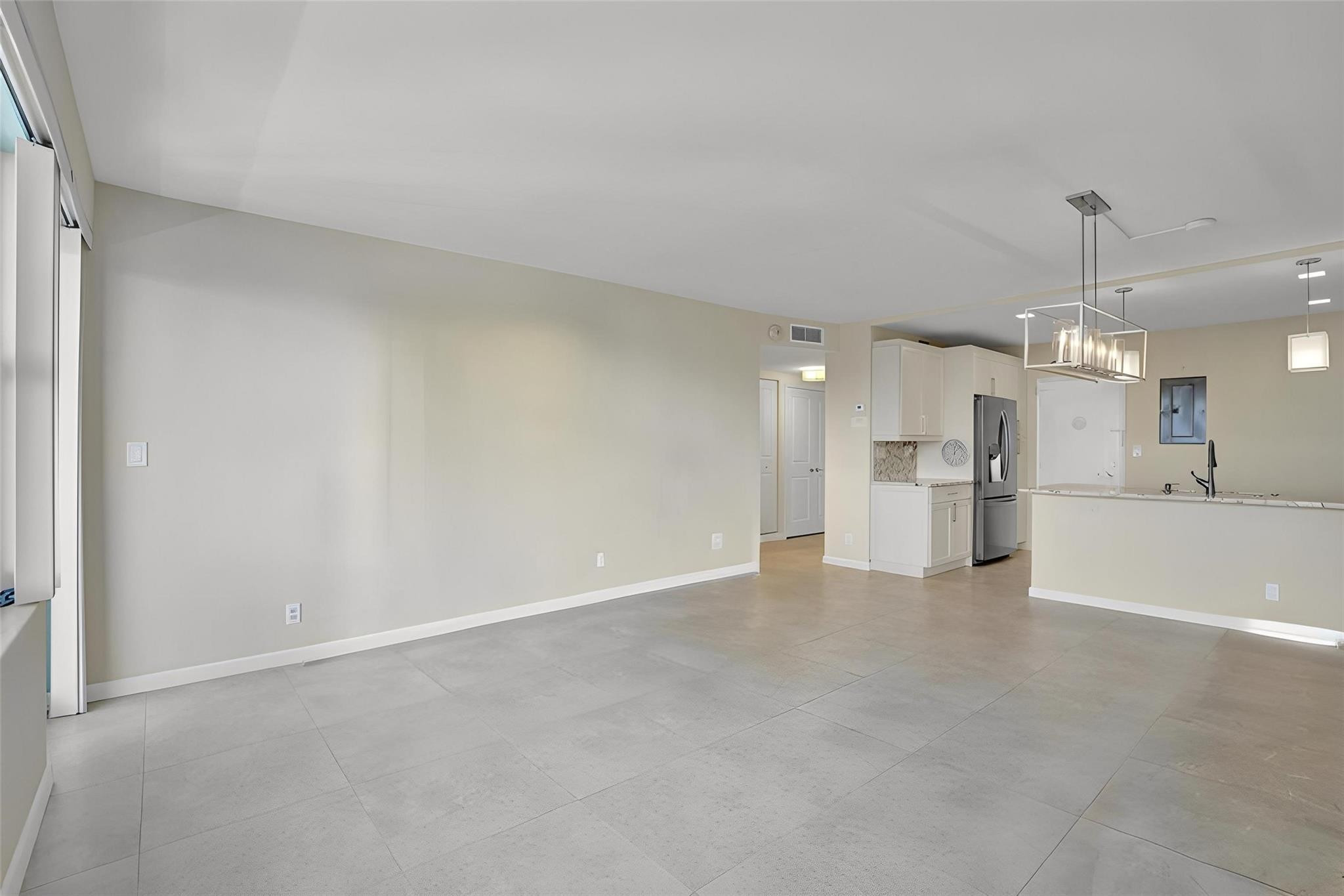 Coral Ridge Towers East - Residential