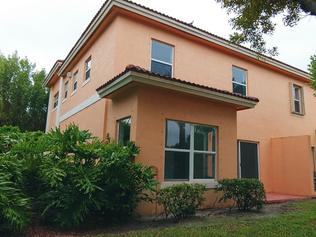 Photo of 701 Talia Circle, Palm Springs, FL 33461 (MLS # R11141566)