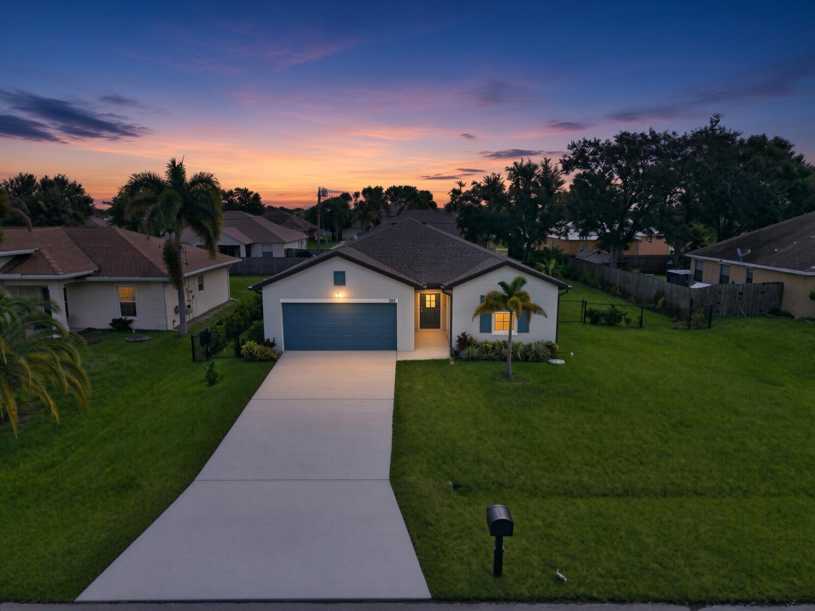 226 SW MILBURN Circle