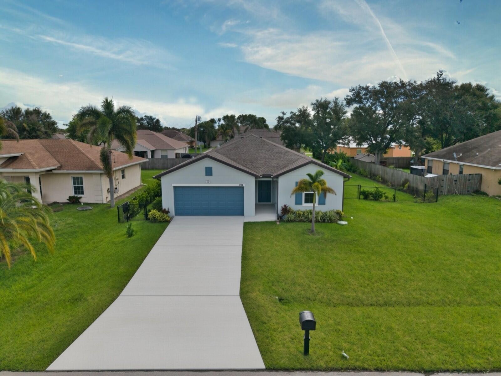 226 SW MILBURN Circle
