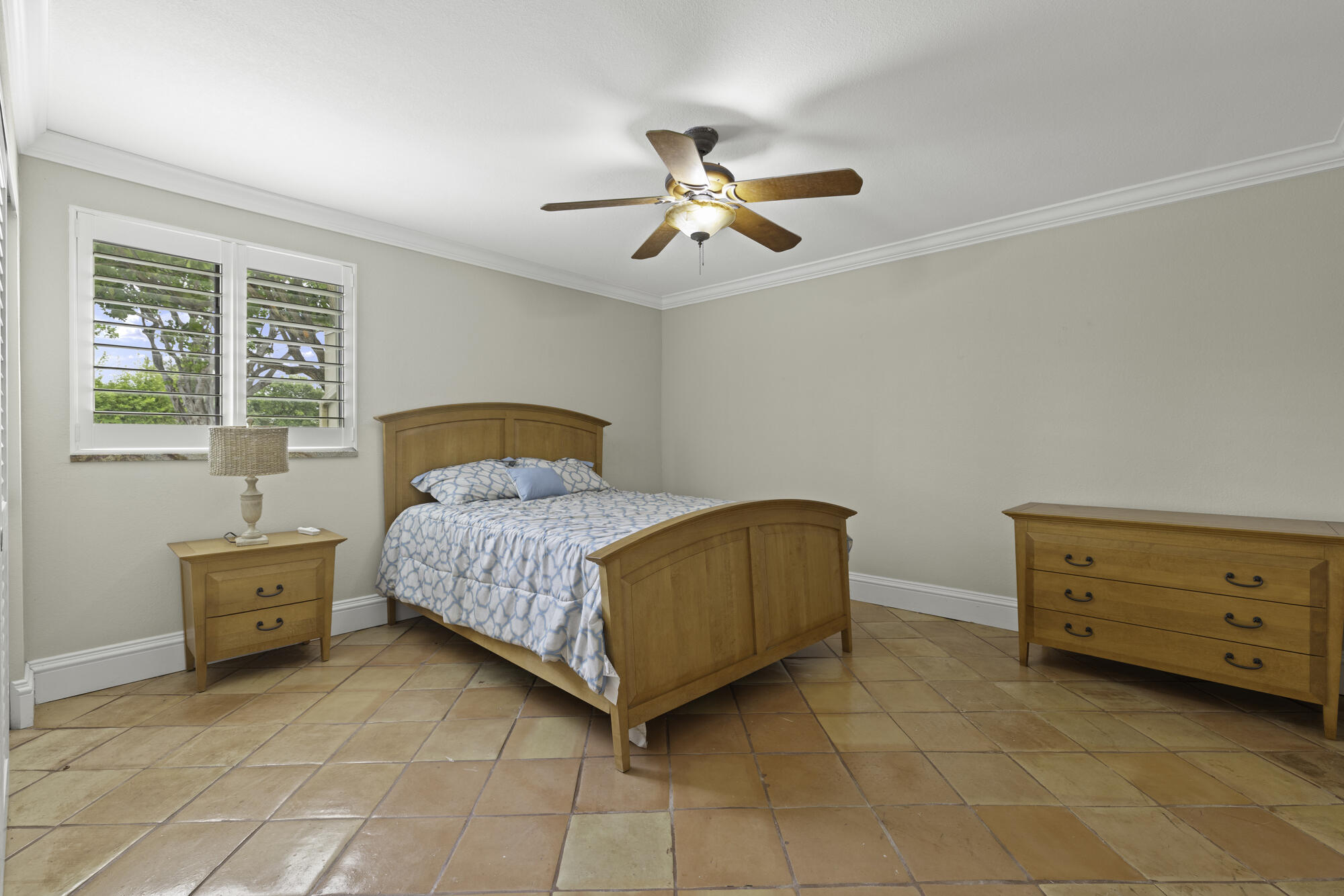 HIDDEN BANYAN CONDO - Residential