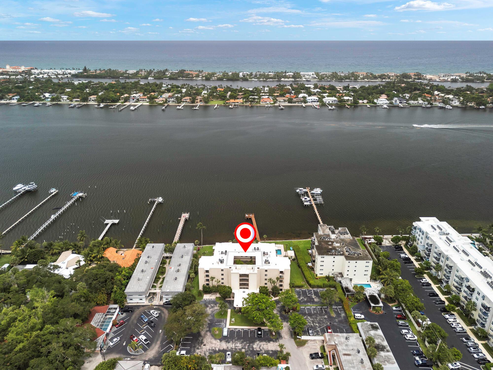 HIDDEN BANYAN CONDO - Residential