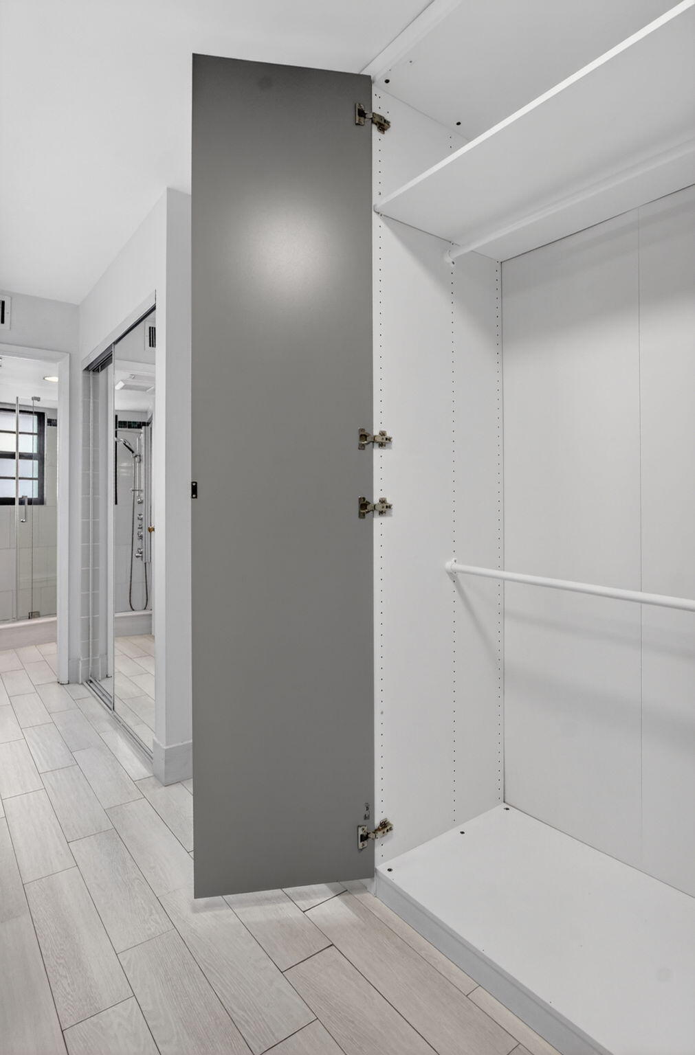 HUNTINGTON TOWERS CONDO - Residential