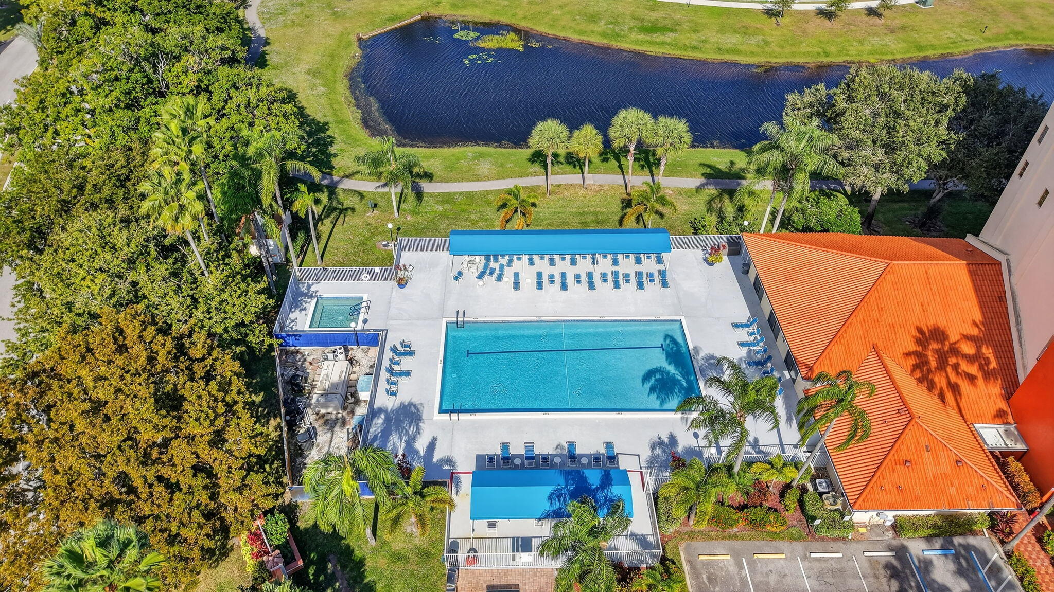 HUNTINGTON TOWERS CONDO - Residential