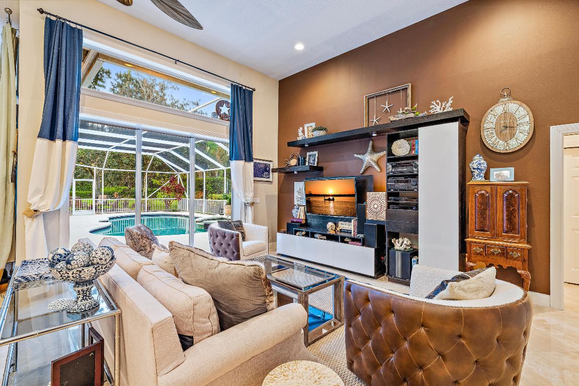 NORTH FORK - Residential