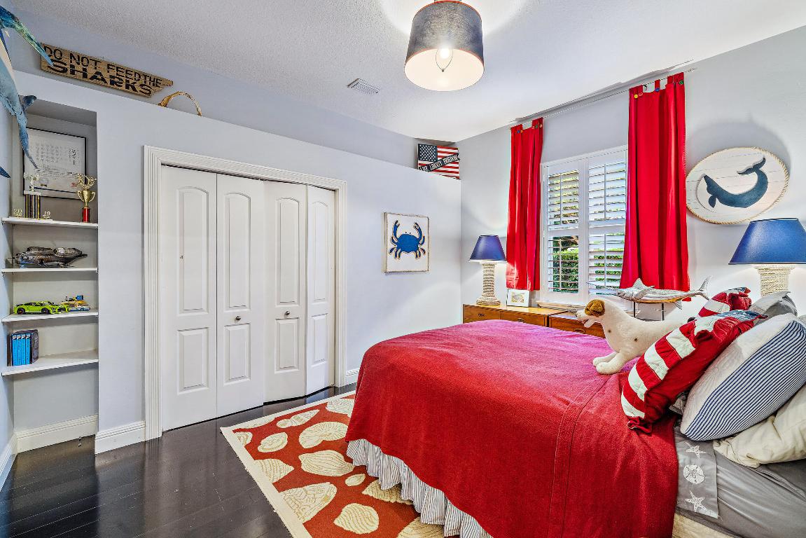 NORTH FORK - Residential