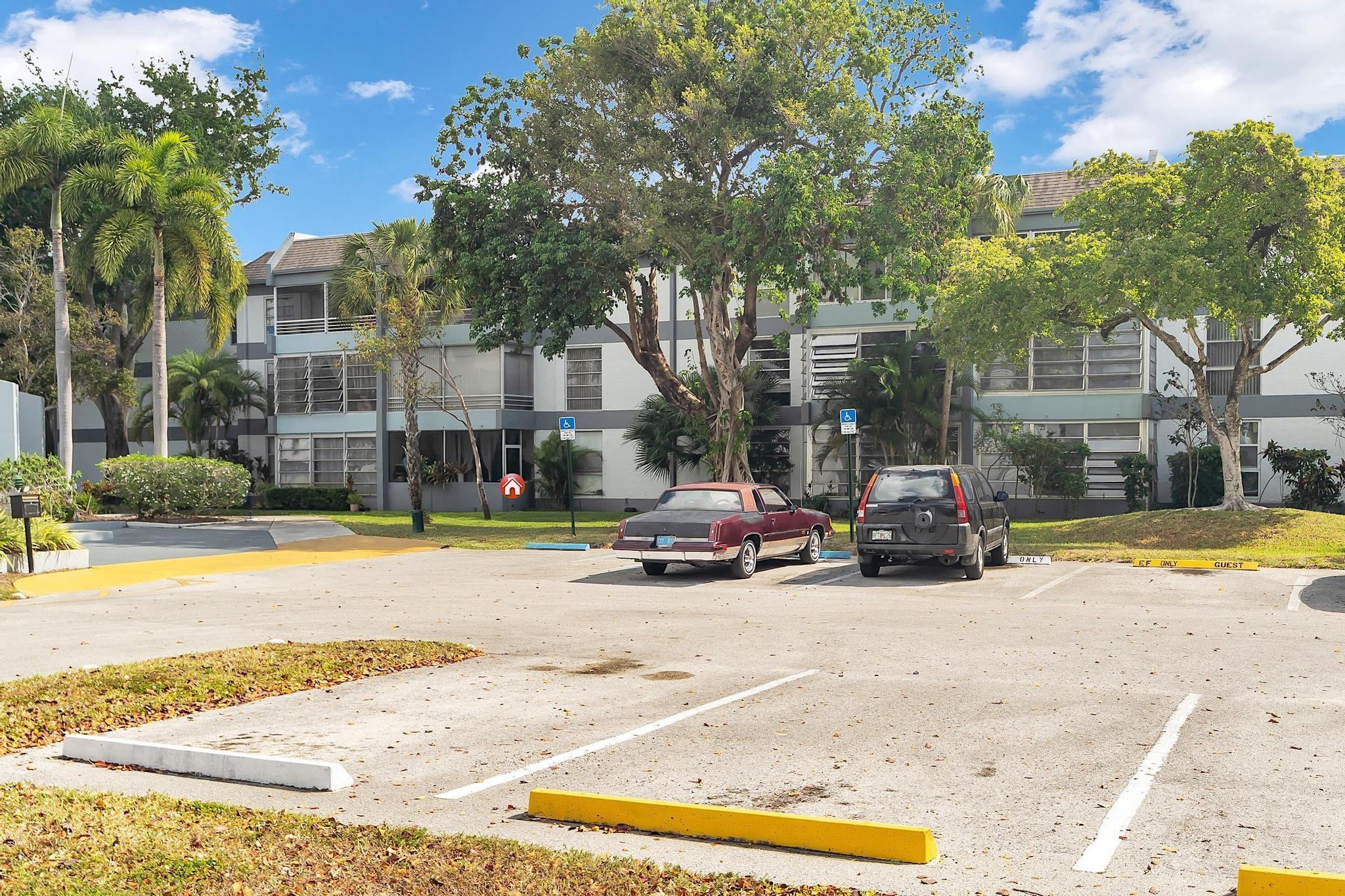 Sands Point - Residential