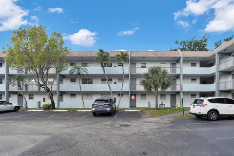 8351 Sands Point Blvd Unit A-104, Tamarac, FL MLS: F10491945