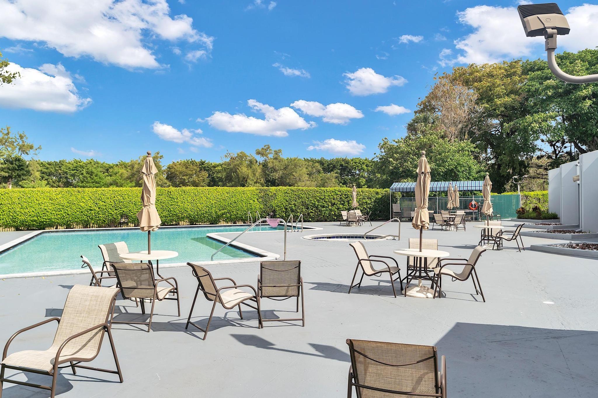 Sands Point - Residential