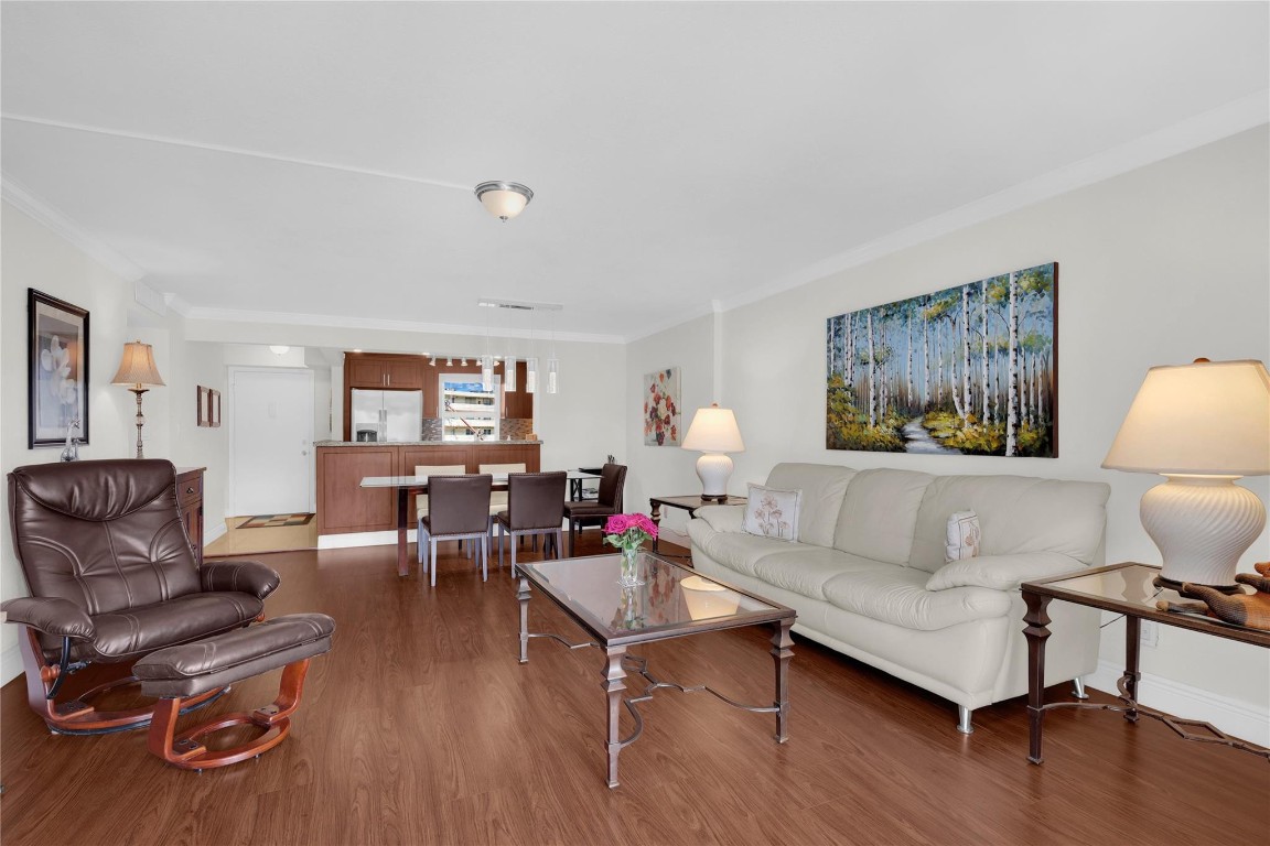 Meadowbrook Lakes Views - Residential