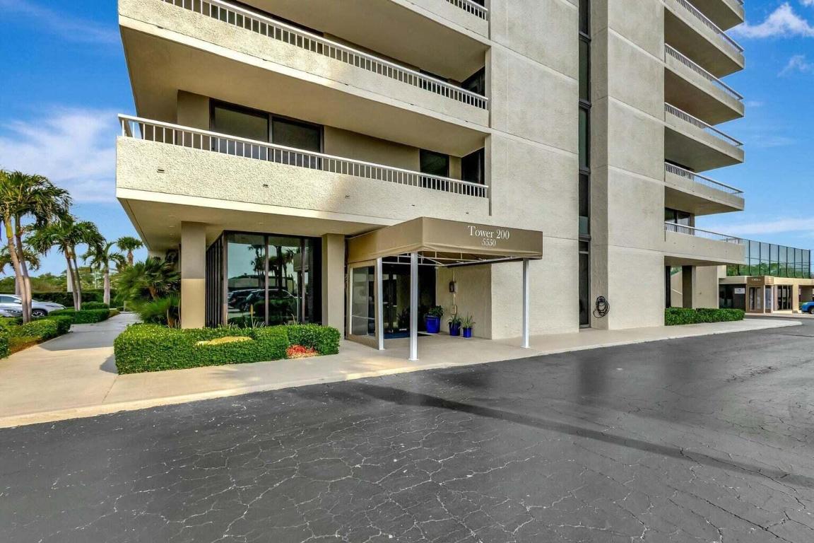 5550 N Ocean Drive 2b