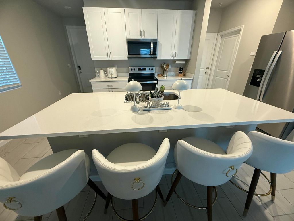 Photo of 389 Salisbury Circle, Fort Pierce, FL 34982 (MLS # R11169592)